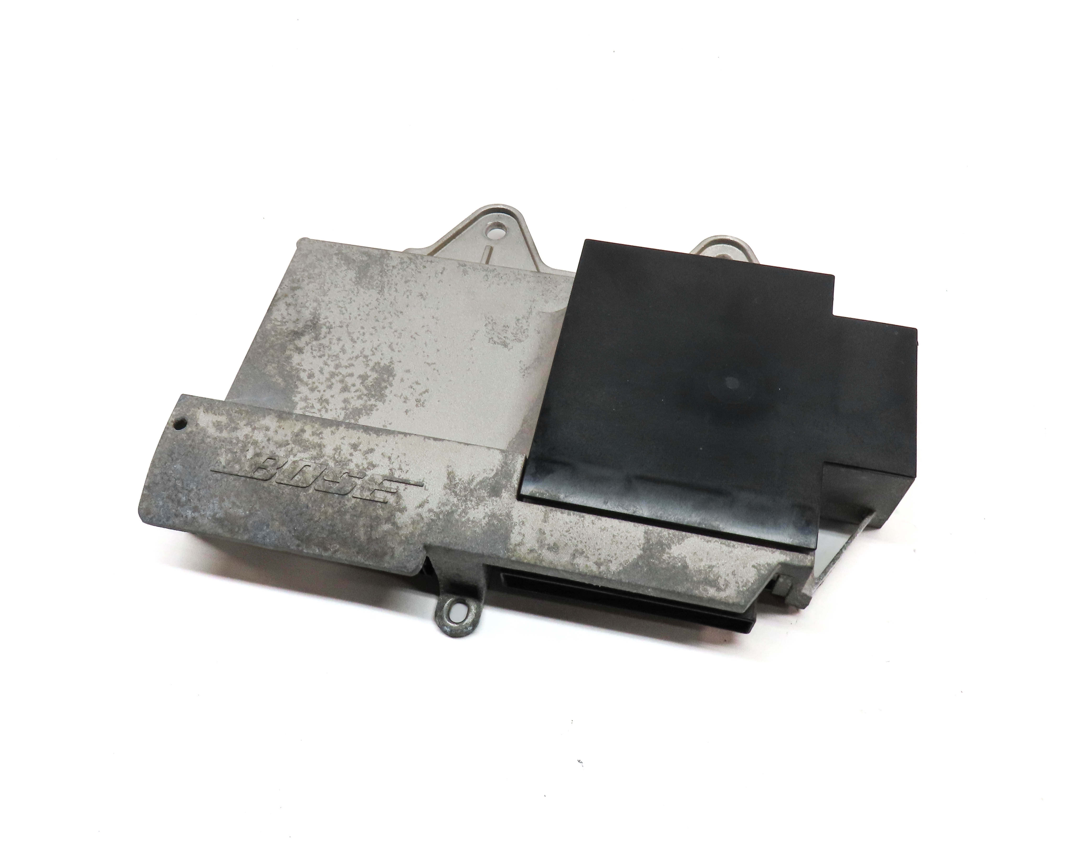 2011-2016 PORSCHE 911 MACAN CAYENNE (991 958 95B) BOSE AUDIO AMP AMPLIFIER — exact item pictured